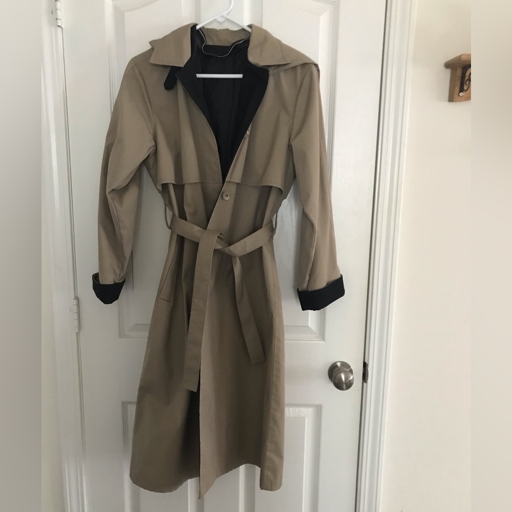 ‼️ SALE ‼️ LONDON FOG Woman’s Coat - Picture 3 of 8